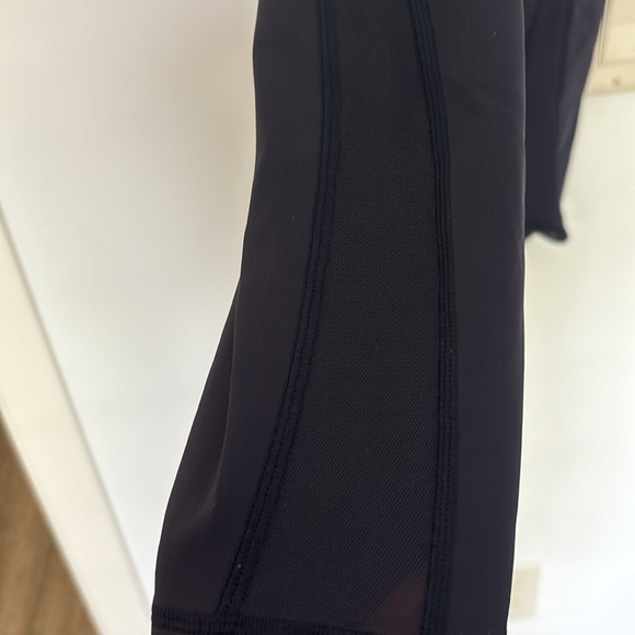 Lululemon leggings - Picture 3 of 4